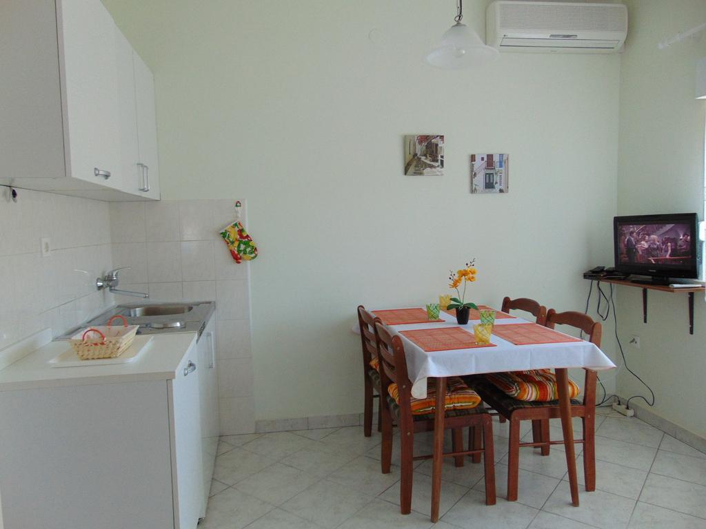 Apartments Borozan Vinisce ห้อง รูปภาพ
