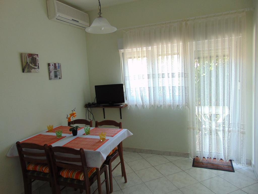 Apartments Borozan Vinisce ห้อง รูปภาพ